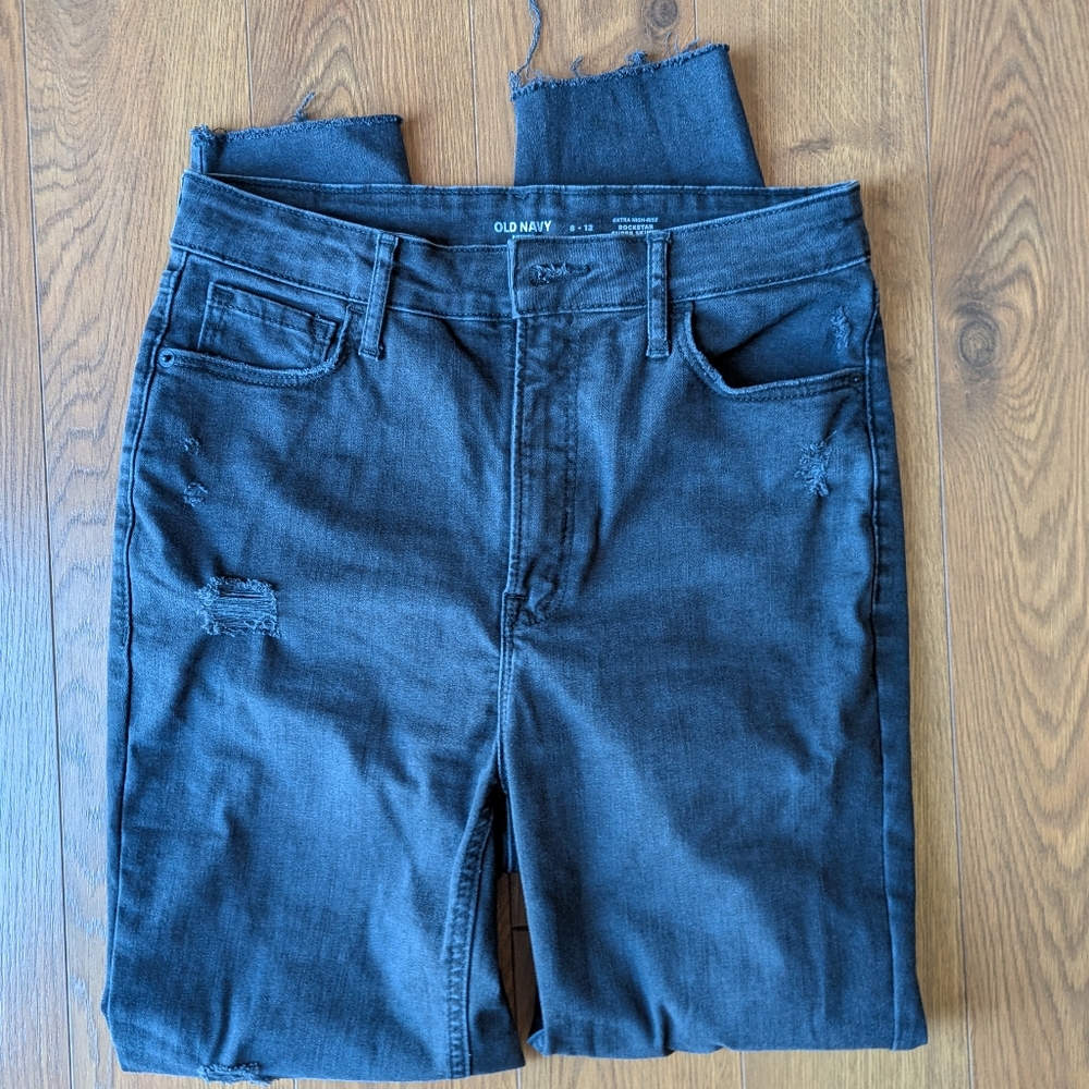 Old Navy High Rise Fits Your Way Jean Distressed Women Size 8-12 Black - Picture 2 of 7